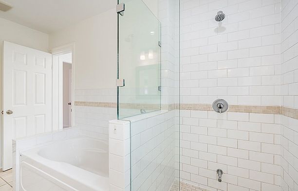 242 W 21st Avenue Cambie