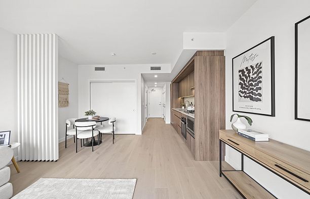 307 5212 Cambie Street Cambie