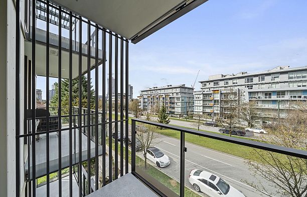 307 5212 Cambie Street Cambie