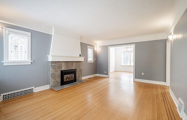 242 W 21st Avenue Cambie
