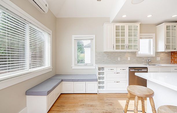 242 W 21st Avenue Cambie