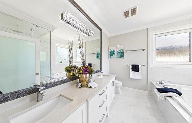 3078 W 20th Avenue Arbutus