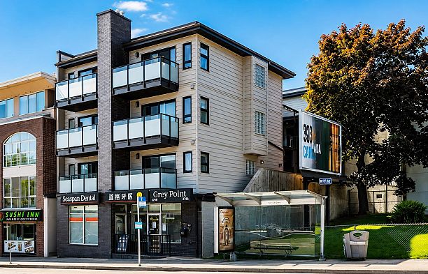 301 3788 W 10th Avenue Point Grey