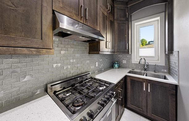 3078 W 20th Avenue Arbutus
