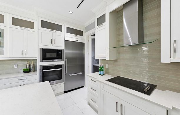 3078 W 20th Avenue Arbutus