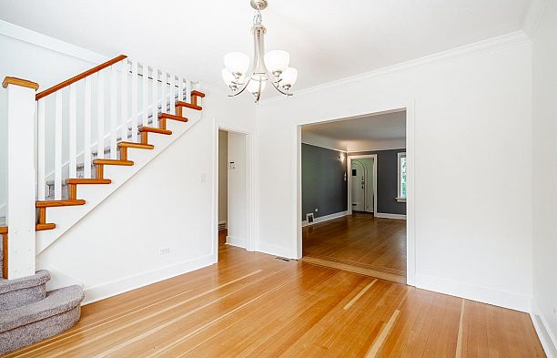 242 W 21st Avenue Cambie