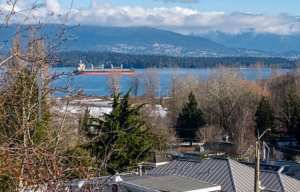 4390 Locarno Crescent Point Grey