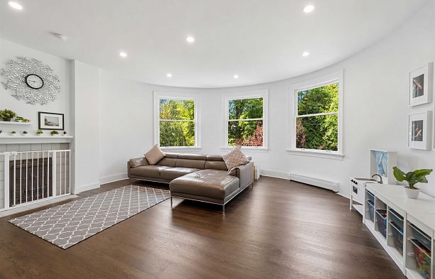1188 Laurier Avenue Shaughnessy