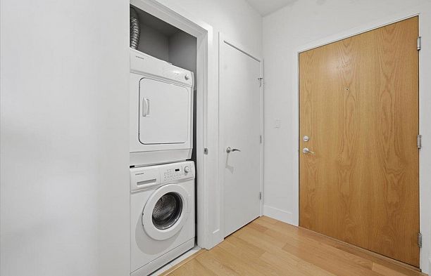 512 298 E 11th Avenue Mount Pleasant VE