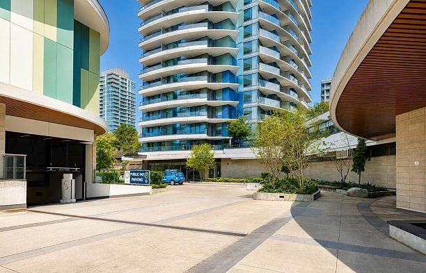 2907 8189 Cambie Street Marpole