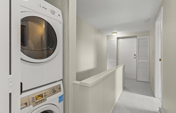 201 2028 W 3rd Avenue Kitsilano