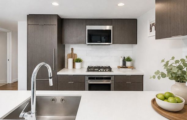 2907 8189 Cambie Street Marpole