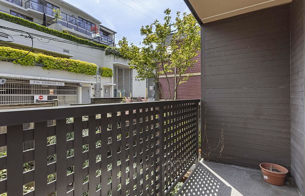 201 2028 W 3rd Avenue Kitsilano