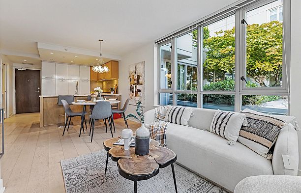 207 1680 W 4th Avenue False Creek