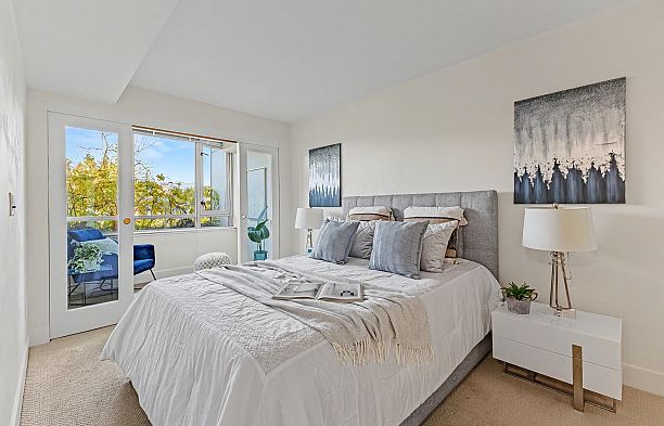 207 1680 W 4th Avenue False Creek