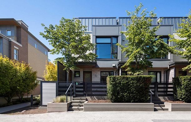 5490 Oak Street Cambie