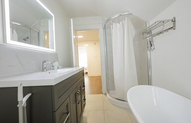 3874 W 13th Avenue Point Grey