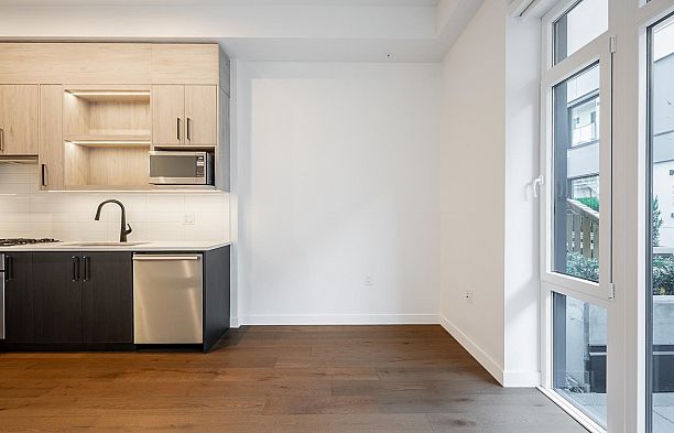 105 6859 Cambie Street South Cambie