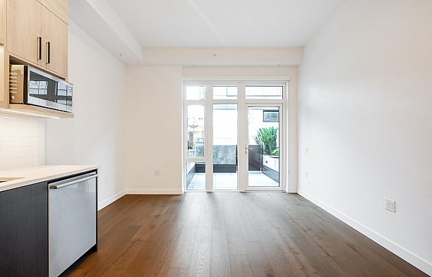 105 6859 Cambie Street South Cambie