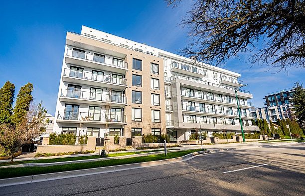 105 6859 Cambie Street South Cambie