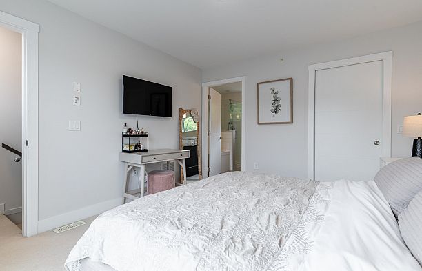 5510 Oak Street Cambie