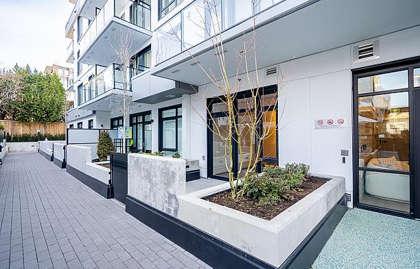 105 6859 Cambie Street South Cambie