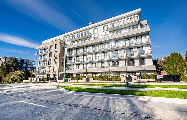 105 6859 Cambie Street South Cambie