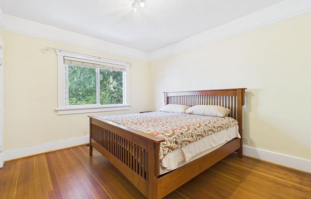 3035 W 5th Avenue Kitsilano