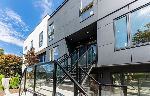 4522 Heather Street Cambie