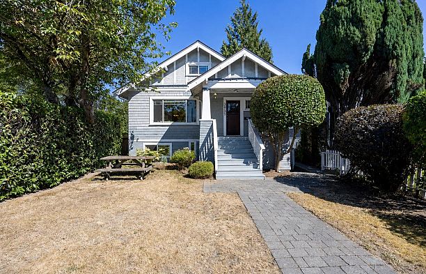 3035 W 5th Avenue Kitsilano