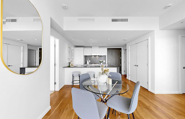 1208 8588 Cornish Street S.W. Marine