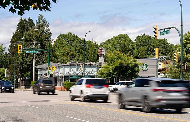 2305 W King Edward Avenue Arbutus