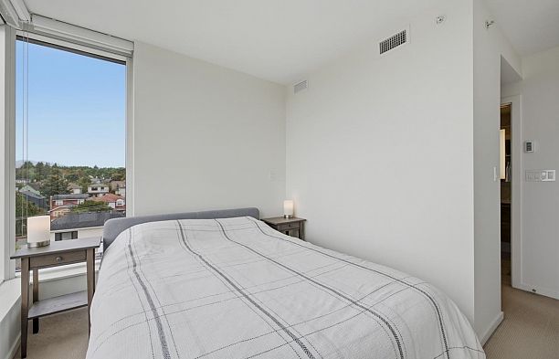 802 8488 Cornish Street S.W. Marine