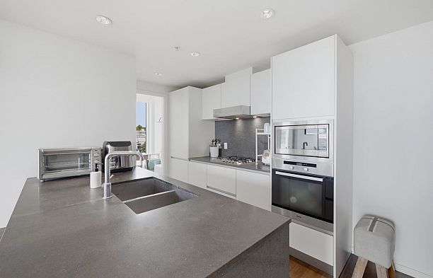 802 8488 Cornish Street S.W. Marine