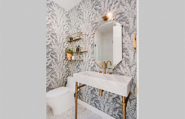 2305 W King Edward Avenue Arbutus