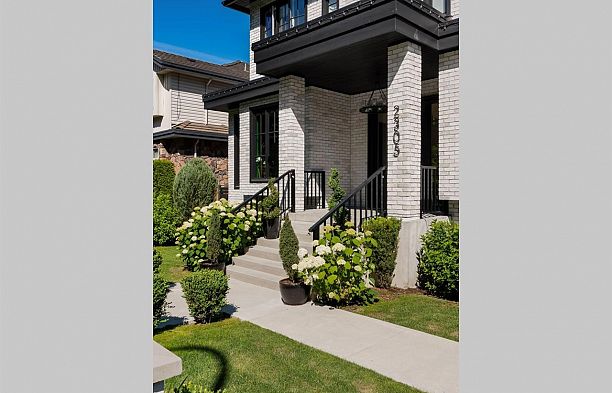 2305 W King Edward Avenue Arbutus