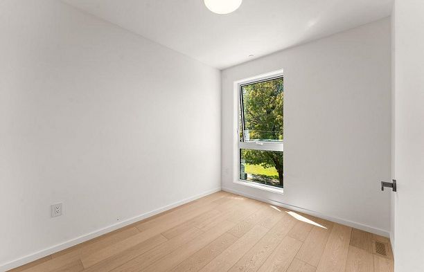 4522 Heather Street Cambie
