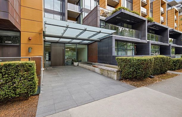802 8488 Cornish Street S.W. Marine