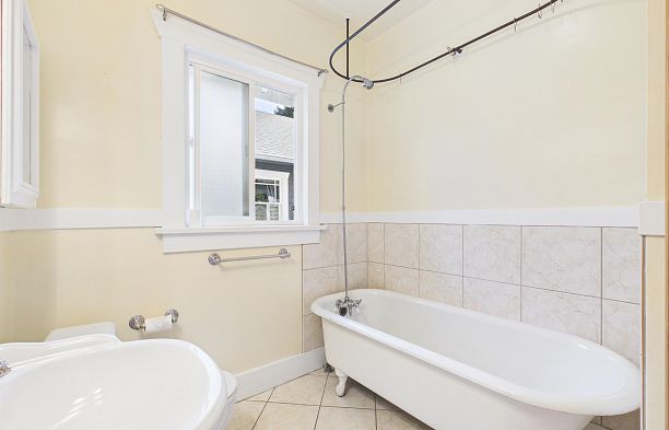 3035 W 5th Avenue Kitsilano
