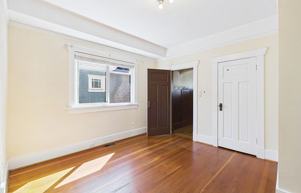 3035 W 5th Avenue Kitsilano