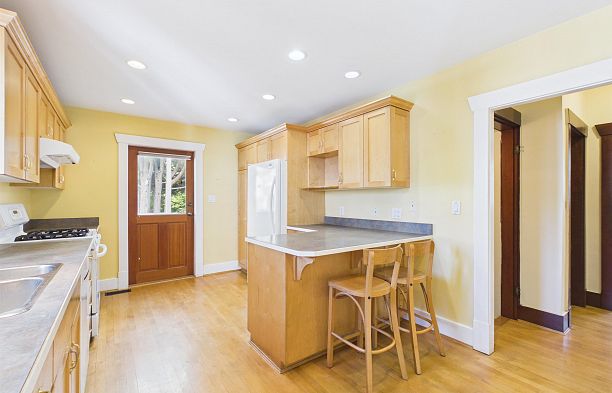 3035 W 5th Avenue Kitsilano