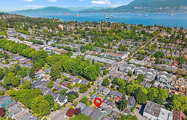 3279 W 11th Avenue Kitsilano