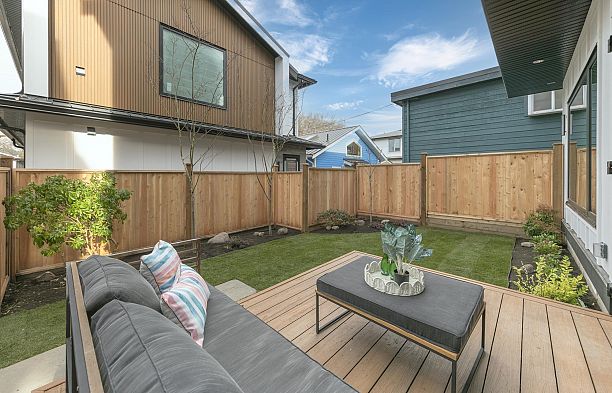 2 4023 W 18th Avenue Dunbar