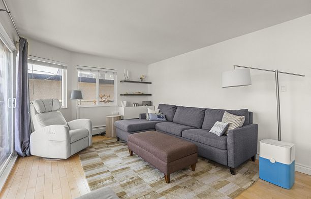 307 2335 York Avenue Kitsilano