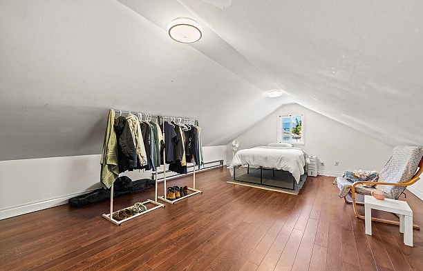 3279 W 11th Avenue Kitsilano