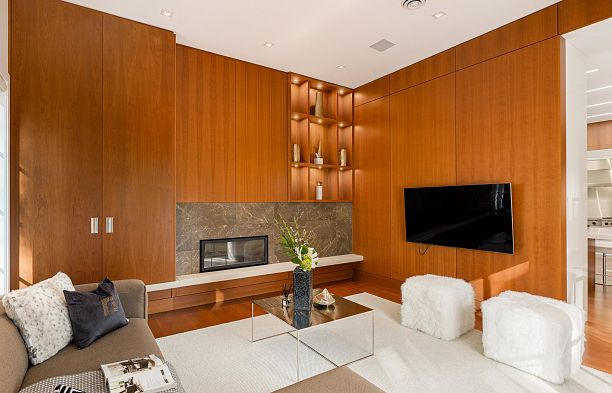 5961 Churchill Street South Granville