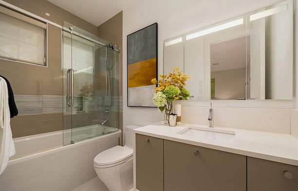 5961 Churchill Street South Granville