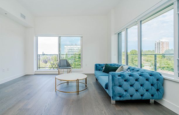 602 477 W 59th Avenue South Cambie