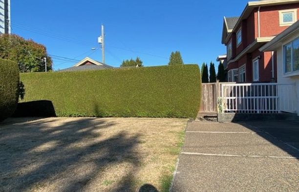 469 W 40 Avenue Cambie
