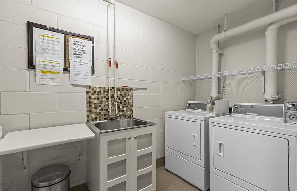 307 2335 York Avenue Kitsilano